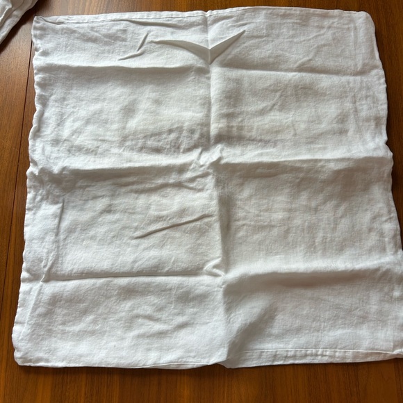 West Elm White European Flax Linen Euro Shams (Set of 2) - Picture 5 of 8